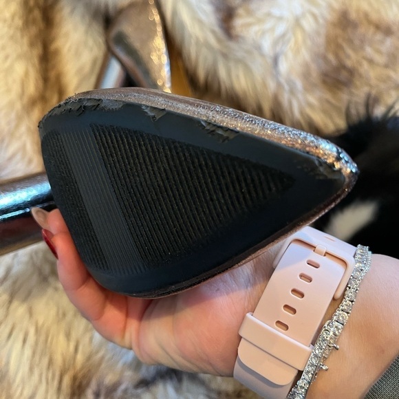 A new day chunky metallic silver heels size 5.5 - Picture 8 of 11